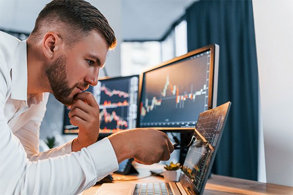 Stock Trading Course Analyzing Options